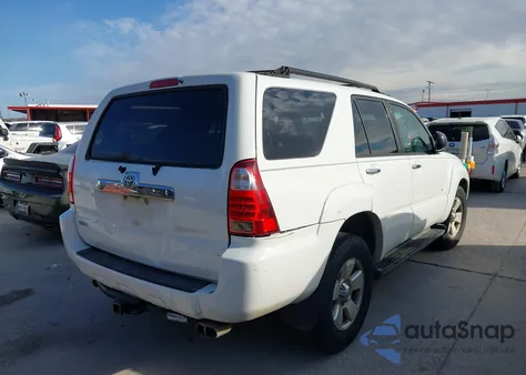 2006 Toyota 4Runner Sr5 V6 z USA, uszkodzony, nr VIN JTEZU14RX68045575